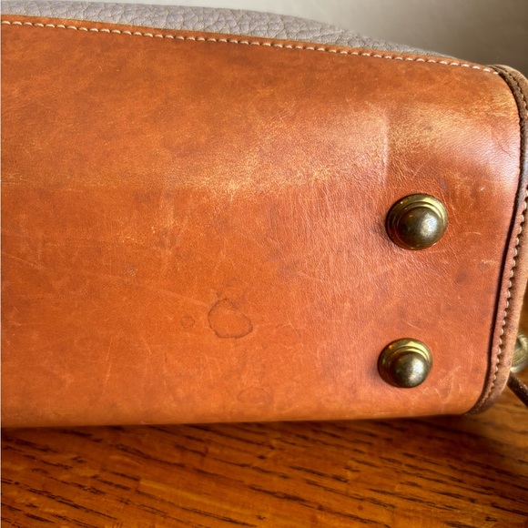 Vintage Dooney & Bourke Crossbody - Picture 8 of 15